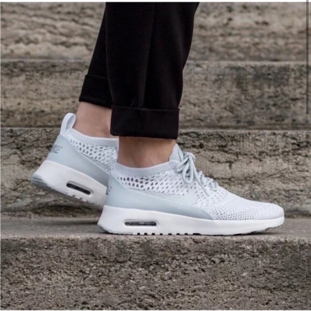 Women’s Nike Air Max Thea Ultra Flyknit light blue size 7.5